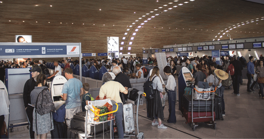 Rejoindre les aéroports parisiens pour 2 € : l’astuce anti-inflation