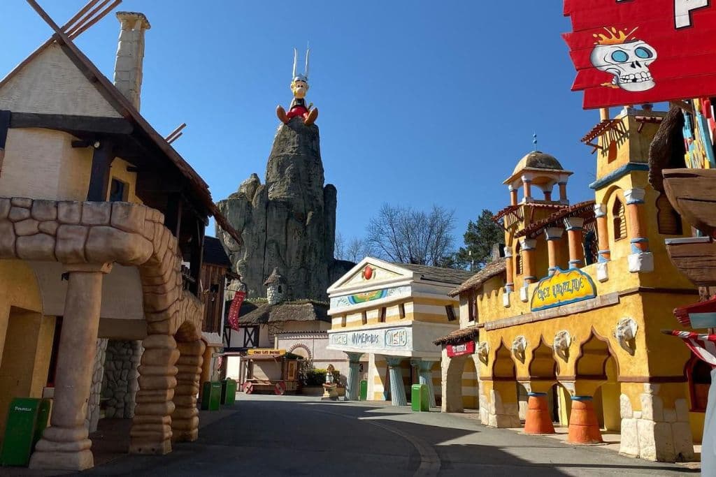 Parc Astérix : Présentation, billets et attractions pour une journée réussie