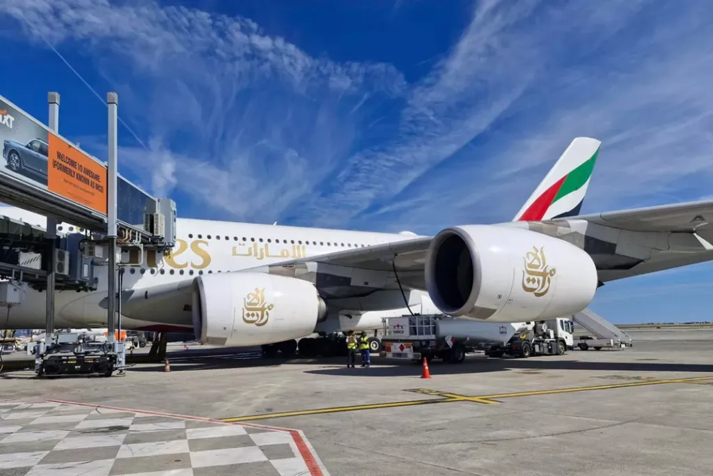 Emirates Premium Economy : Le luxe abordable s’envole vers Nice-Dubaï