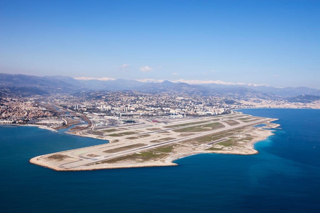 Aéroport de Nice (NCE) : guide complet