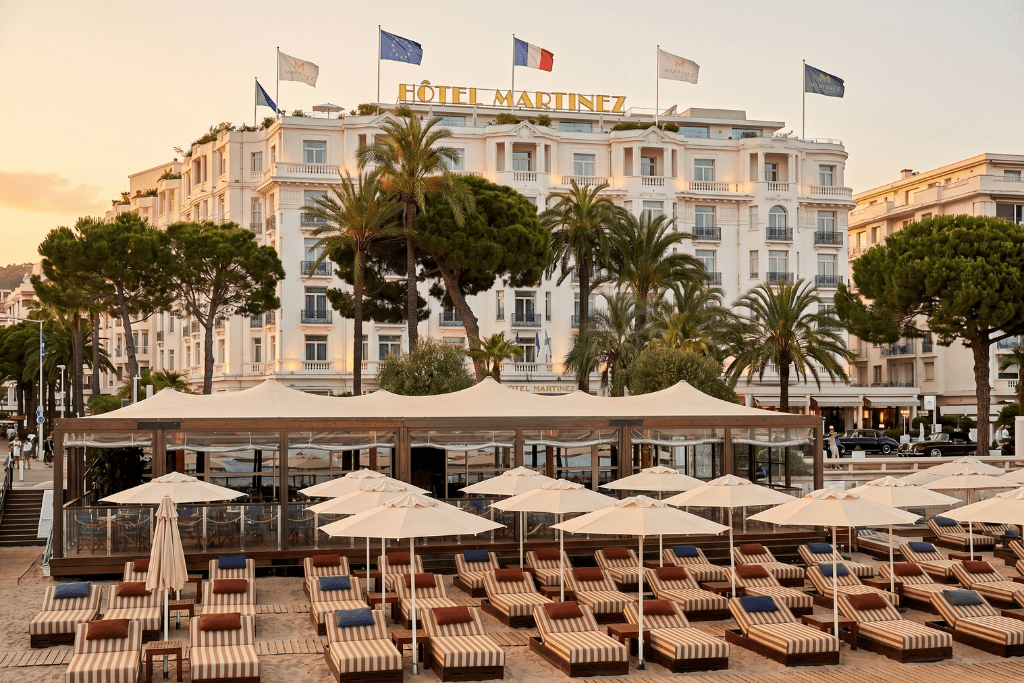 The White Lotus à Cannes : la saison 4 à l’Hôtel Martinez