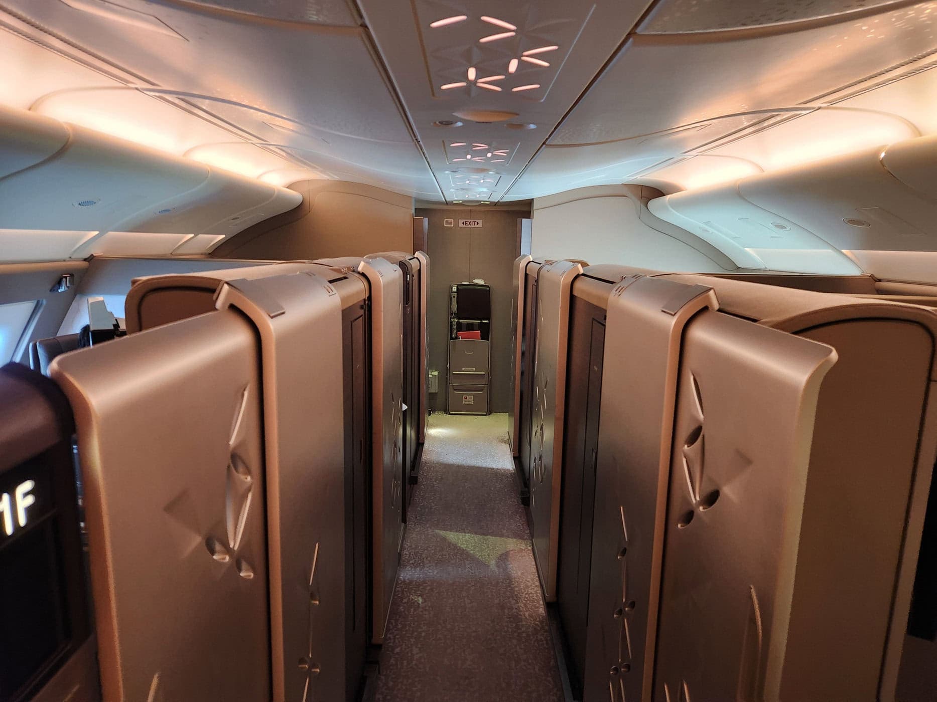 Première classe de Singapore Airlines vs Emirates : comparafif