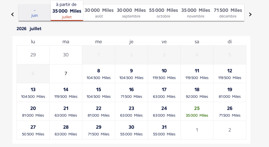 Capture d'écran d'un calendrier Air France de juillet 2026 affichant les miles requis par jour