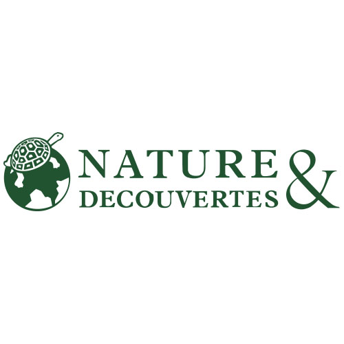 Logo vert du programme fidélité Club Nature et Découvertes avec tortue et planète stylisée.