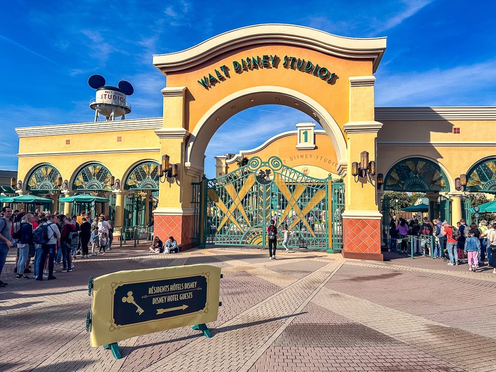 Disneyland-Walt-Disney-Studios-Paris-entree