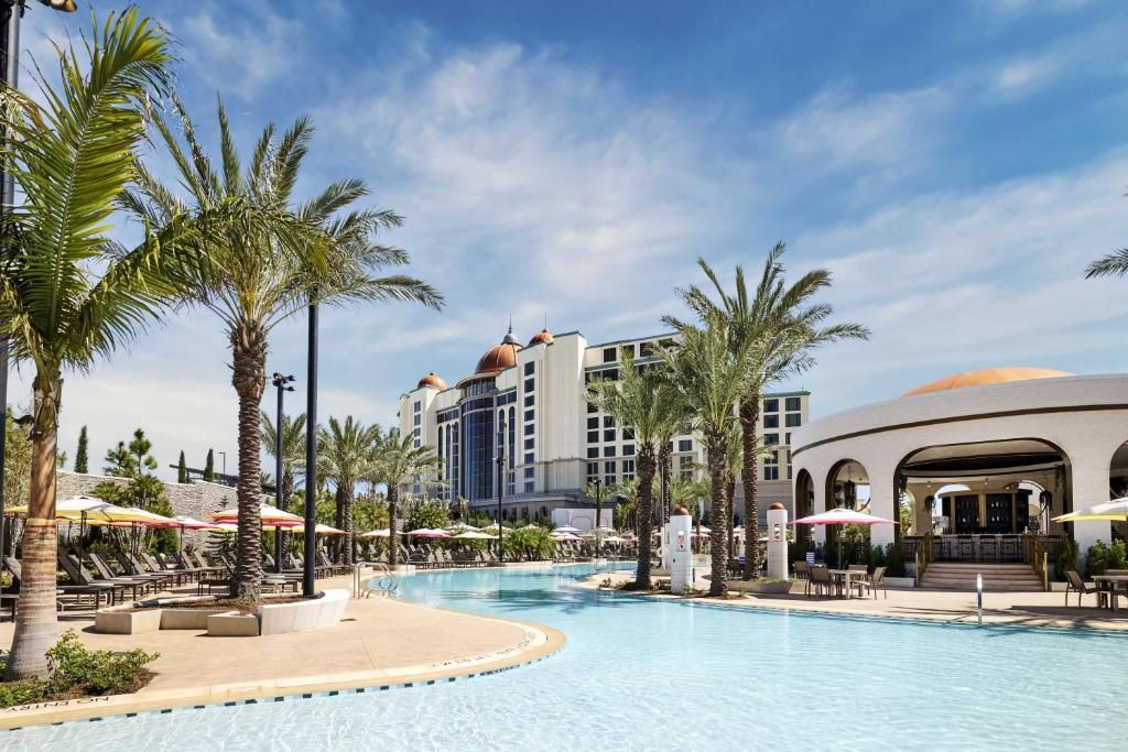 Universal Epic Universe, Helios Grand Hotel