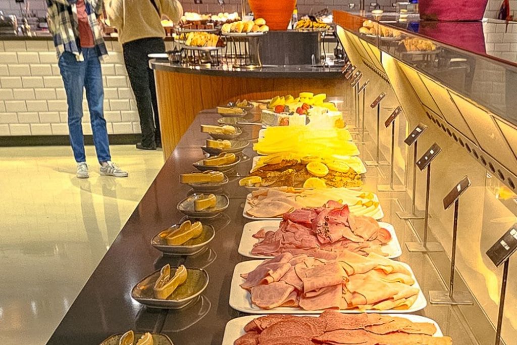 Corendon Amsterdam Schiphol Airport, a Tribute Portfolio Hotel