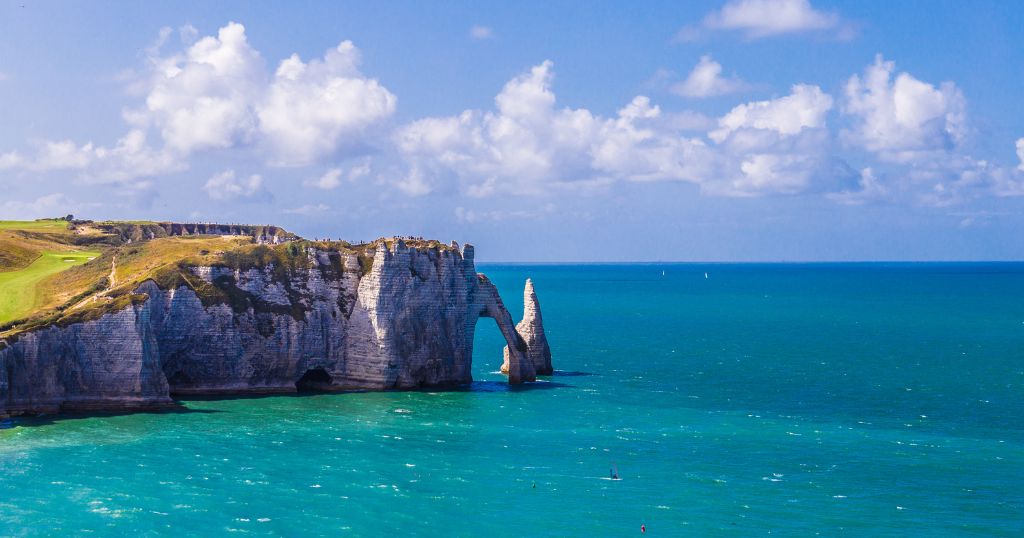 Road trip en France pour visiter Étretat