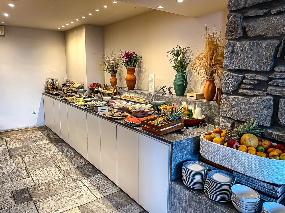 Petit-déjeuner - Mykonos Theoxenia, a member of Design Hotels