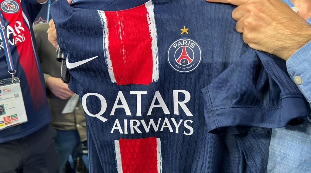 nouveau-maillot-psg-etoile