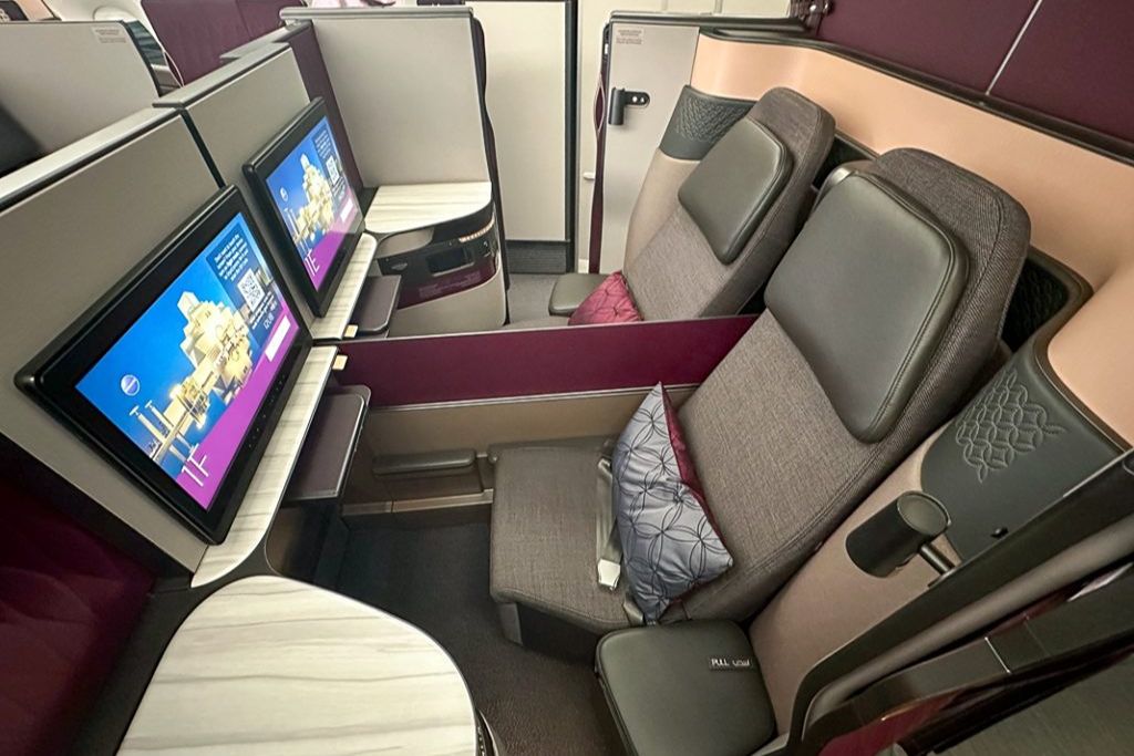 Qatar-Airways-A350-78-1024×768