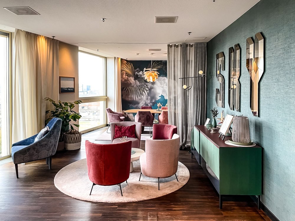 Renaissance Zurich Tower Hotel