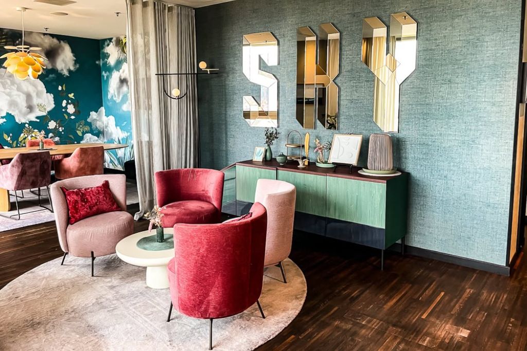 Renaissance Zurich Tower Hotel