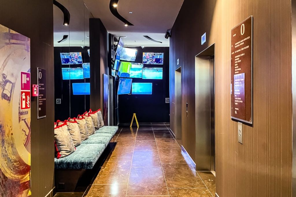 Renaissance Zurich Tower Hotel