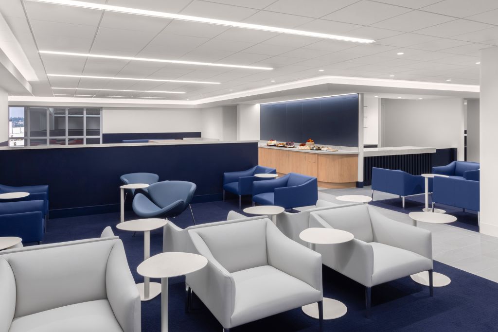 Salon Air France Boston