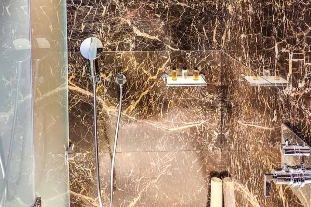 Salon Al Safwa First à Doha - Qatar Airways