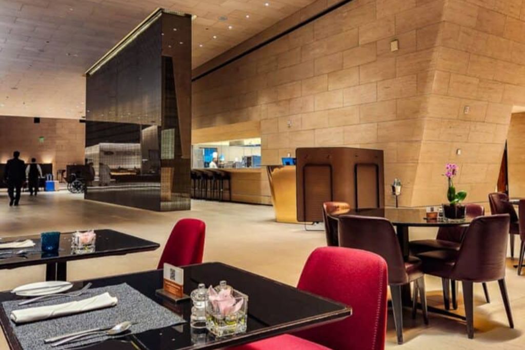 Salon Al Safwa First à Doha - Qatar Airways