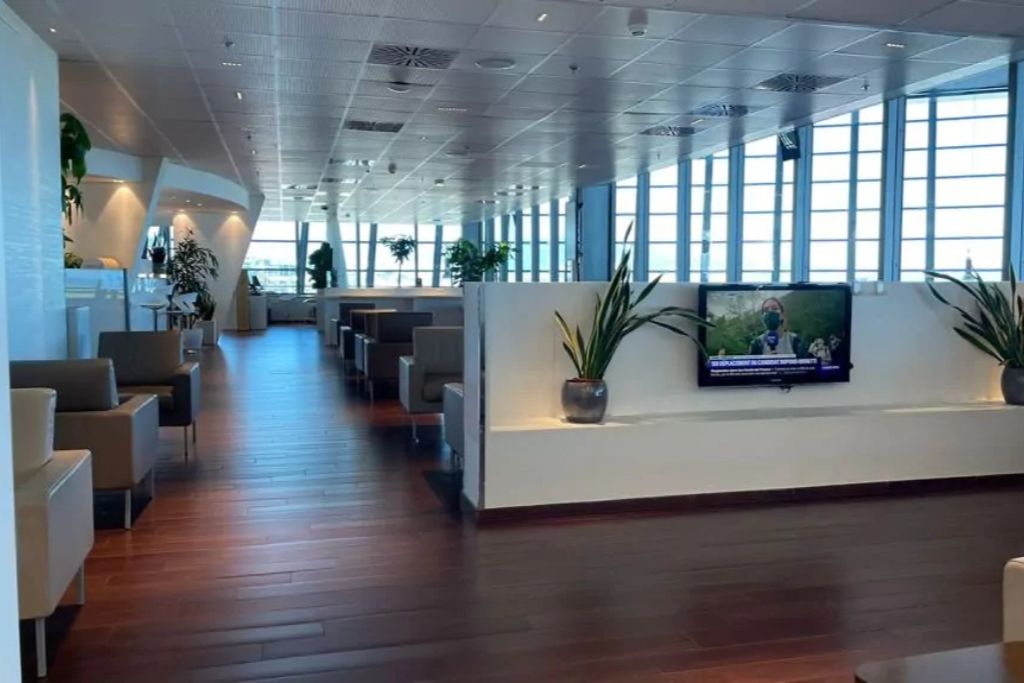 Salon Infinity - Aéroport de Nice