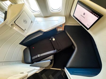 Siège 9A en mode lit plat Classe Business Air France 777