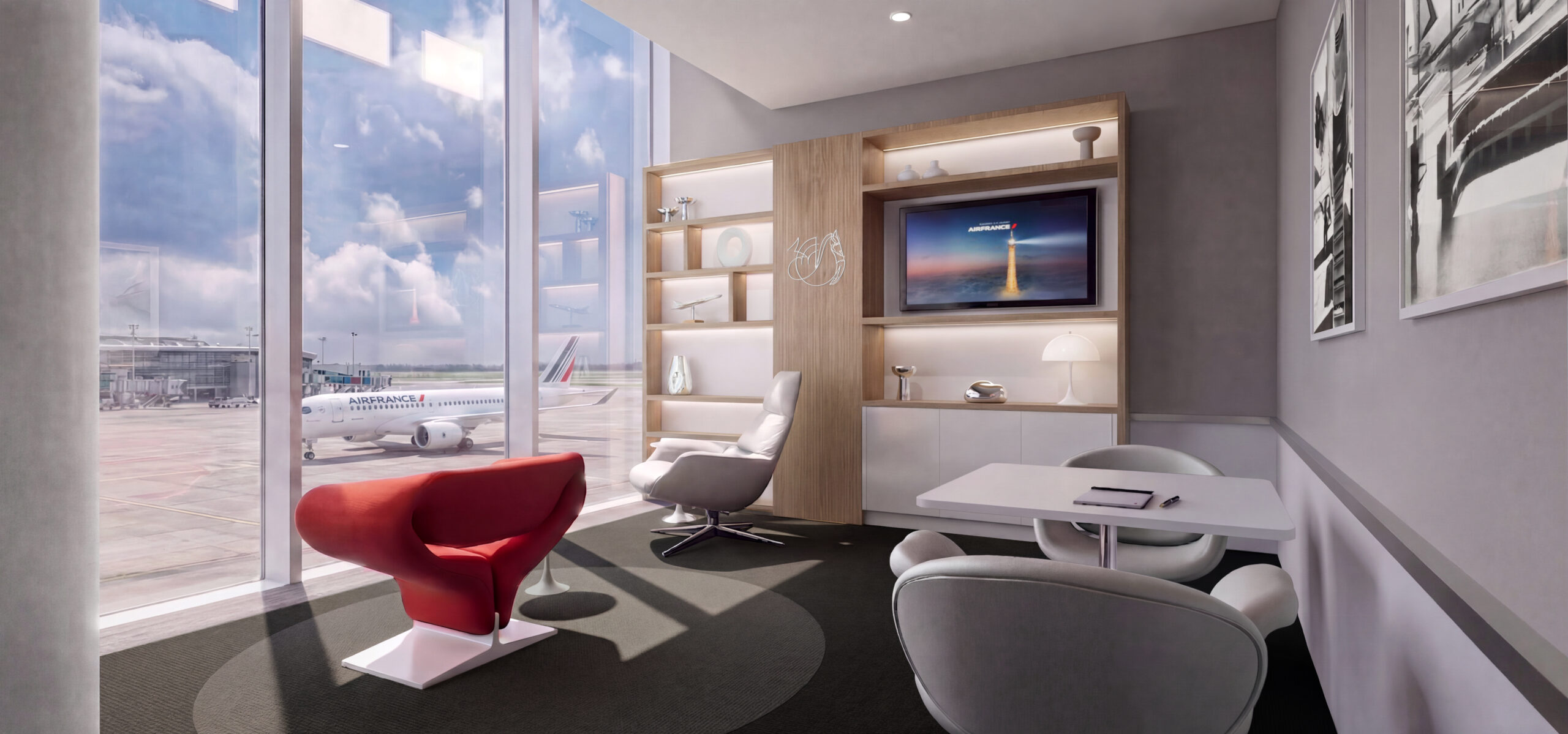 Salon La Première d'Air France à Heathrow avec fauteuils design et vue sur un avion Air France stationné