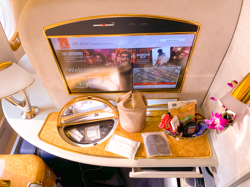 Première Classe Emirates à bord du Boeing 777 sur le vol Dubaï Toronto, photo 12