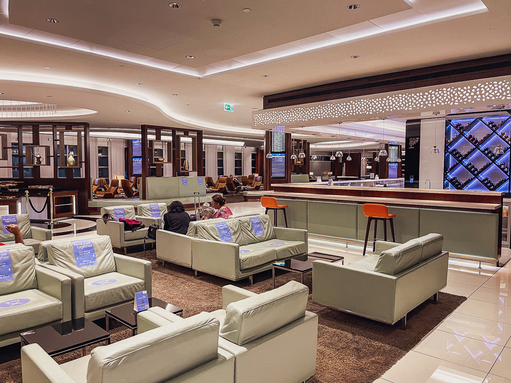 Etihad Business Class 05