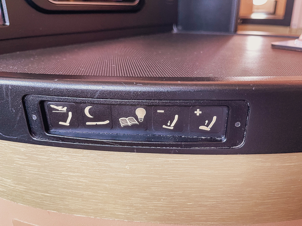 Etihad Business Class 35