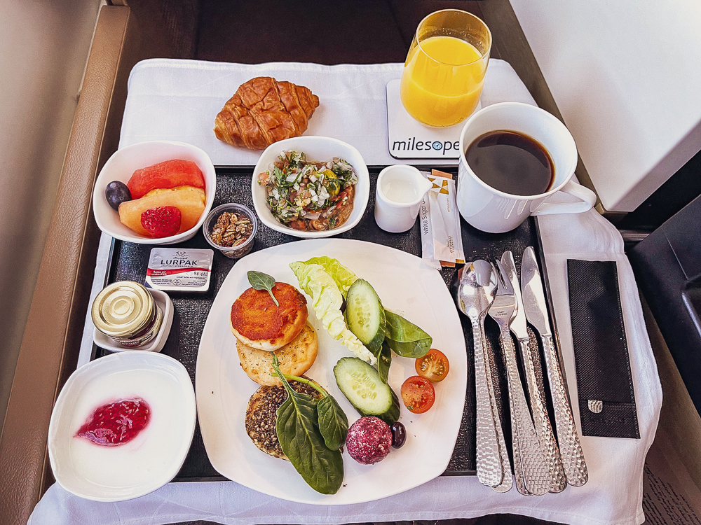Etihad Business Class 57