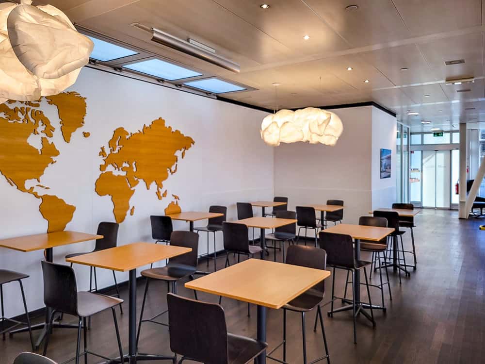Salon SWISS Business Lounge à l'aéroport de Genève