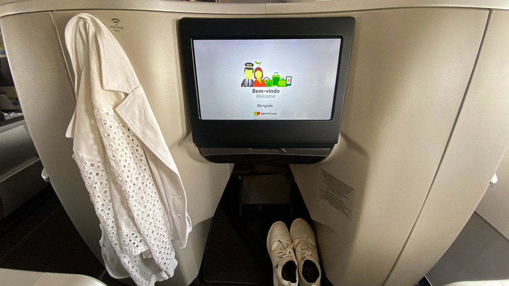 Écran de divertissement du siège Business TAP Air Portugal A321neo LR