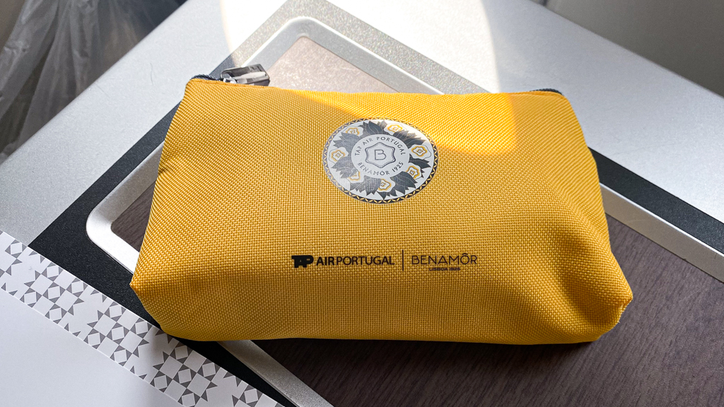 Trousse de confort de la classe Affaires TAP Air Portugal en plastique recyclé