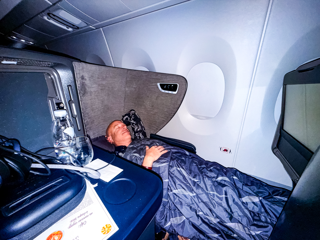 Siège lit plat à 180 degrés de la classe affaires Turkish Airlines sur Airbus A350